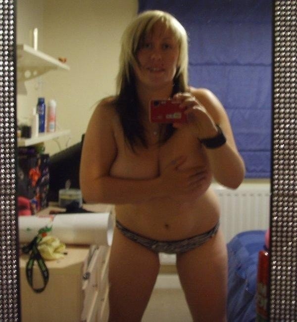 super hot nude selfies